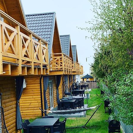 Na Jeziornej Domki Wypoczynkowe Zarnowska Exteriér fotografie