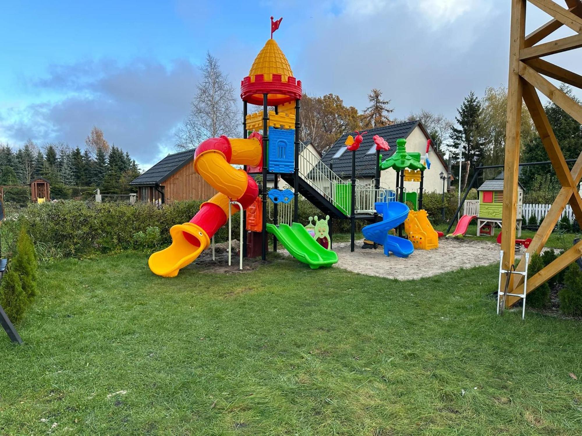 Na Jeziornej Domki Wypoczynkowe Zarnowska Exteriér fotografie